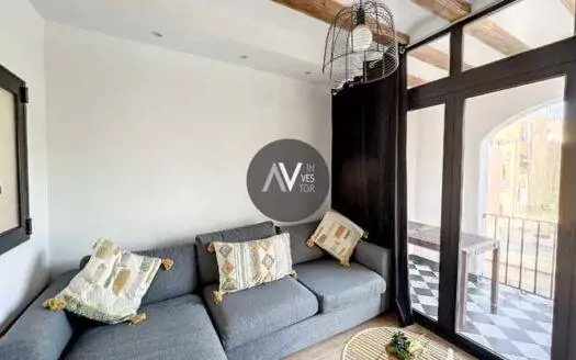 Sale in calle d'en Rauric Gothic